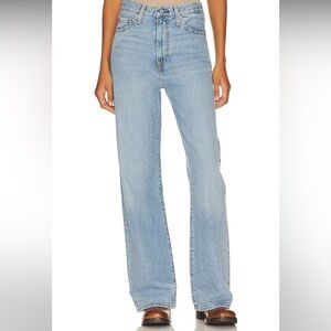 NWOT Levi’s Ribcage Wideleg Jeans/ Wash: Far&Wide